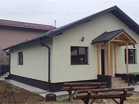 Casa de vânzare 3 camere, în Clinceni, zona Central
