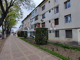Apartament de vânzare 2 camere, în Tecuci, zona Central