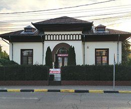Casa de vânzare 6 camere, în Tecuci, zona Central