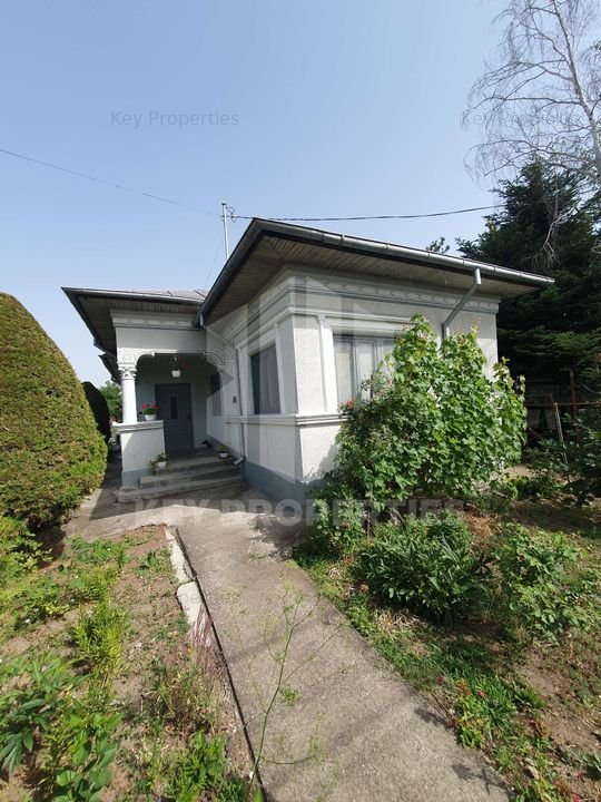 Samurcasi, str. Guliei, casa parter cu teren - 1876 mp