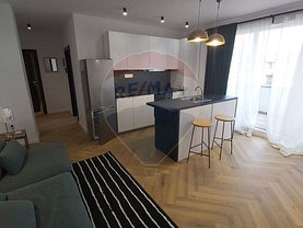 Apartament de închiriat 3 camere în Cluj-Napoca, Central