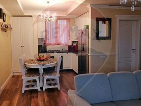 Apartament de vânzare 3 camere, în Floresti, zona Central