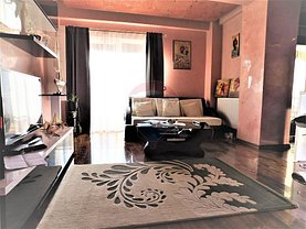 Apartament de vânzare 3 camere, în Cluj-Napoca, zona Grigorescu