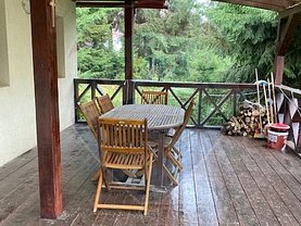 Casa de vânzare 7 camere, în Dealu Botii