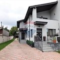 Casa de vanzare sau de inchiriat 4 camere, în Cluj-Napoca, zona Dambul Rotund