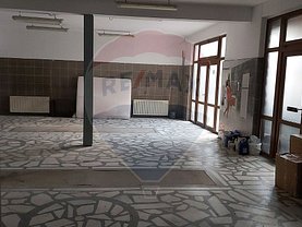Închiriere spaţiu comercial