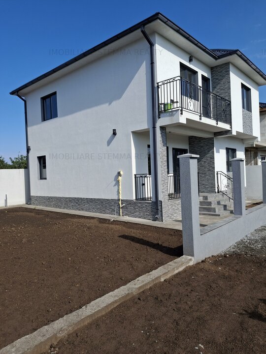 Vindem vila P+1 etaj in Navodari