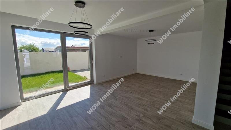 Casa cu 4 camere 3 bai pivnita si teren de 410 mp de vanzare in Cristian