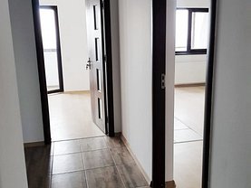 Apartament de vânzare 3 camere, în Craiova, zona Brestei