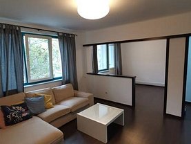 Apartament de vânzare 3 camere, în Bucureşti, zona Chibrit