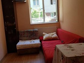 Apartament de vânzare 3 camere, în Bucureşti, zona Rahova