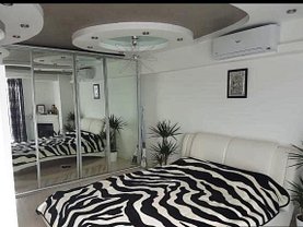 Apartament de vânzare 5 camere, în Buzău, zona Ultracentral