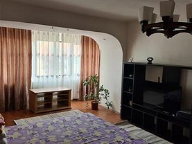 Apartament de închiriat 4 camere, în Buzău, zona Unirii Sud