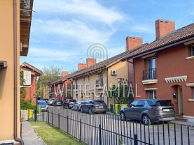 Casa de vânzare 5 camere, în Bucureşti, zona Iancu Nicolae