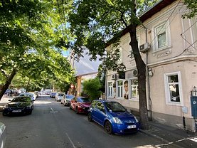 Apartament de închiriat 4 camere, în Bucureşti, zona Ştefan cel Mare