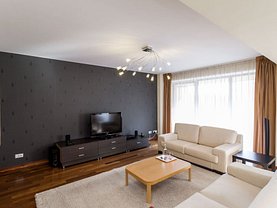 Apartament de vânzare 4 camere, în Bucureşti, zona Ştefan cel Mare