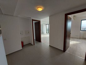 Apartament de vânzare 4 camere, în Bucureşti, zona Parcul Circului