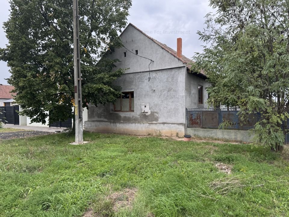 Casa Dudestii Noi Partial Renovata,Teren 2500mp,Strada Principala