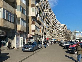 Vânzare spaţiu comercial