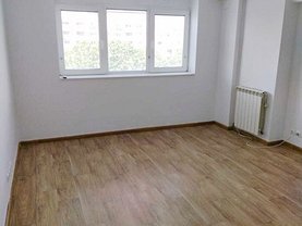 Apartament de inchiriat 4 camere, în Bucuresti, zona Unirii