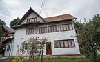 Casa in zona turistica Dragoslavele. Comision 0% - imaginea 1
