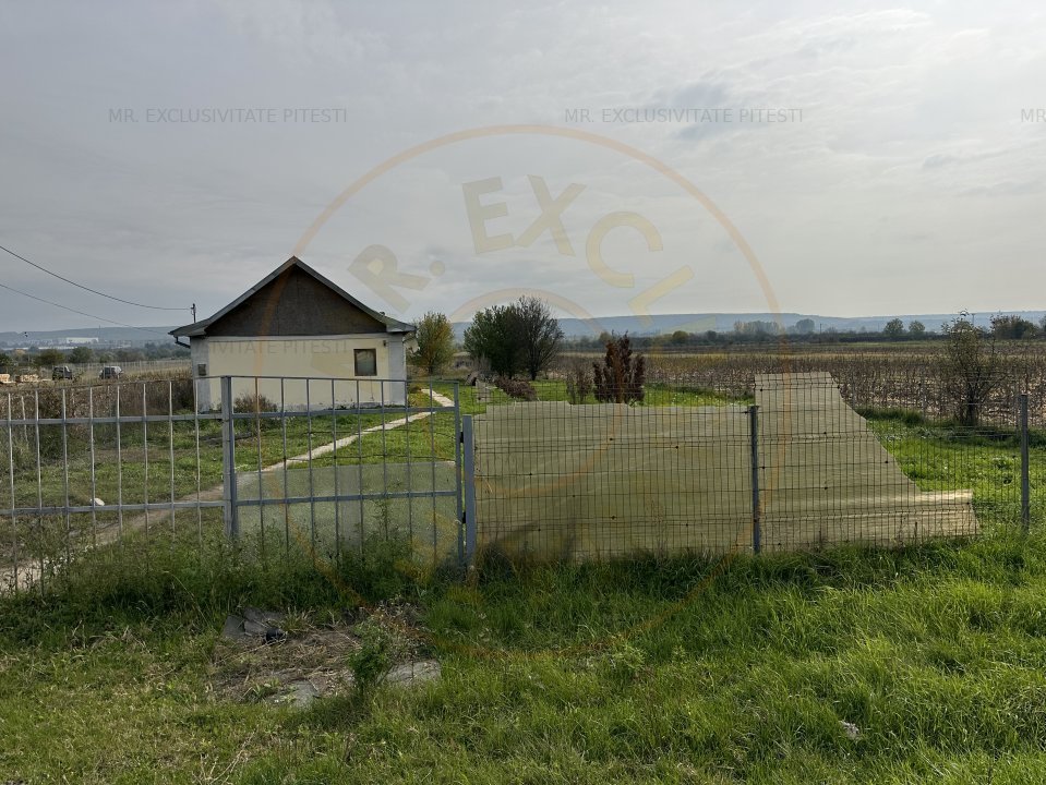 Teren Generos + Casa Micesti deschidere la DN Pitesti - Campulung