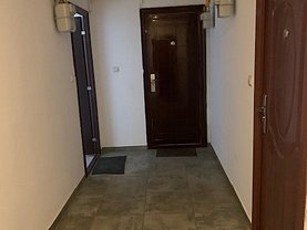 Garsonieră de vânzare, în Miroslava