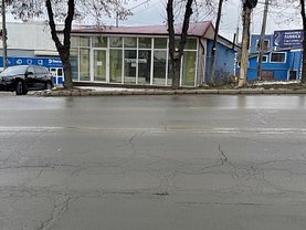 Închiriere spaţiu comercial