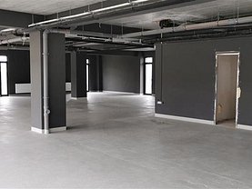 Vânzare spaţiu comercial