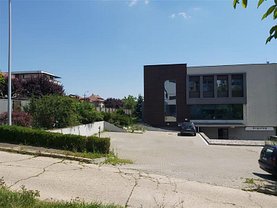 Închiriere spaţiu industrial