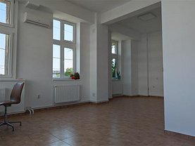 Închiriere birou