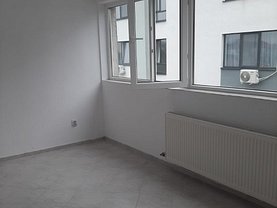 Apartament de vânzare 5 camere, în Bucureşti, zona Berceni
