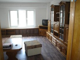Apartament de vânzare 3 camere, în Bucureşti, zona Unirii