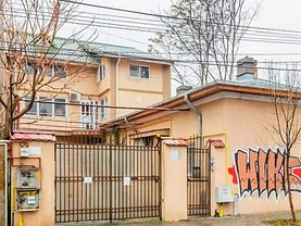 Casa de închiriat 15 camere, în Bucureşti, zona Banu Manta