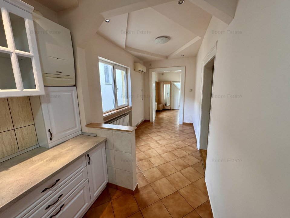CASA CU 4 CAMERE, ZONA EXCELENTA, DIRECT PROPRIETAR