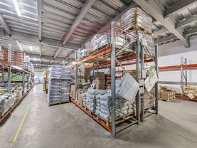 Vânzare spaţiu industrial