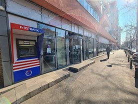 Închiriere spaţiu comercial