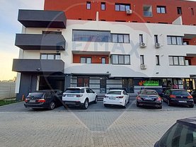 Vânzare spaţiu comercial