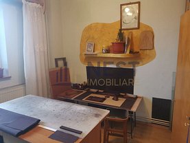 Apartament de vânzare 4 camere, în Cluj-Napoca, zona Mărăşti