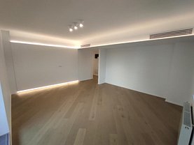 Apartament de vanzare 3 camere, în Bucuresti, zona Cotroceni