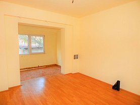 Apartament de vânzare 3 camere, în Timişoara, zona Lipovei