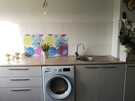 Apartament de vânzare 3 camere, în Suceava, zona George Enescu
