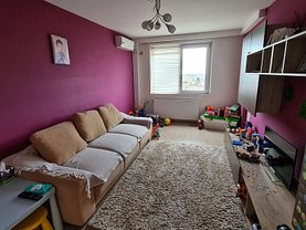 Apartament de vânzare 3 camere, în Bucureşti, zona Apărătorii Patriei
