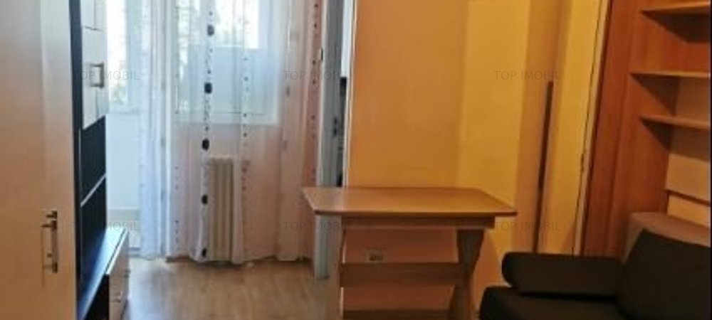 Vanzare garsoniera - Galata - Etaj 2 - imaginea 0 + 1