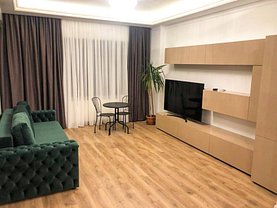 Apartament de închiriat 2 camere, în Bucureşti, zona Universitate