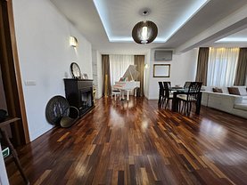 Apartament de vânzare 4 camere, în Bucureşti, zona Şoseaua Nordului