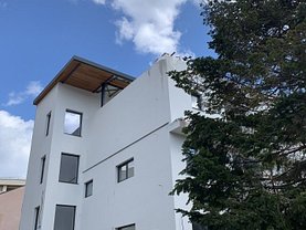 Casa de vânzare 8 camere, în Bucureşti, zona Nordului