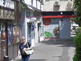 Închiriere spaţiu comercial