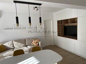 Apartament de vanzare 2 camere, în Bucuresti, zona P-ta Unirii