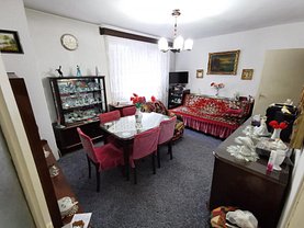 Apartament de vanzare 2 camere, în Bucuresti, zona 1 Mai